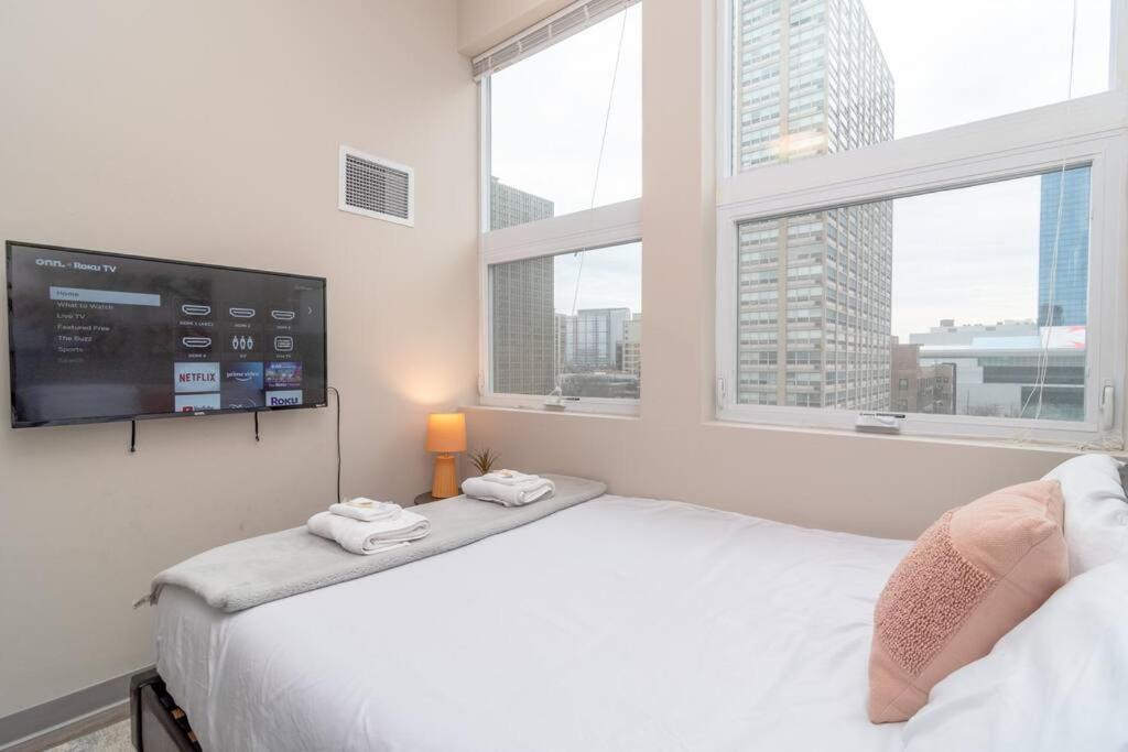 Modern 2Br In South Loop Near Soldier Field, Grant Park, Downtown, & Lakefront Trail Чикаго Екстер'єр фото